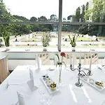 Отель Schloss Berge Гельзенкирхен