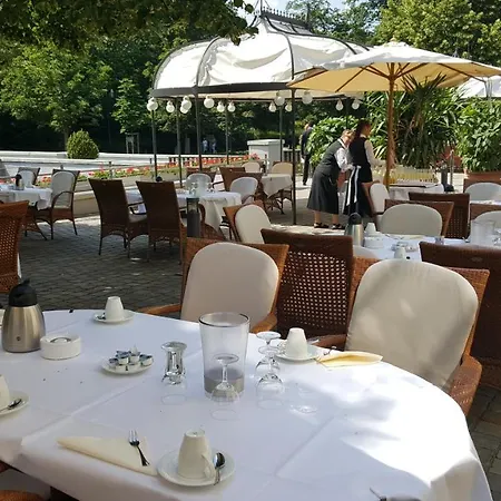 Schloss Berge Hotel