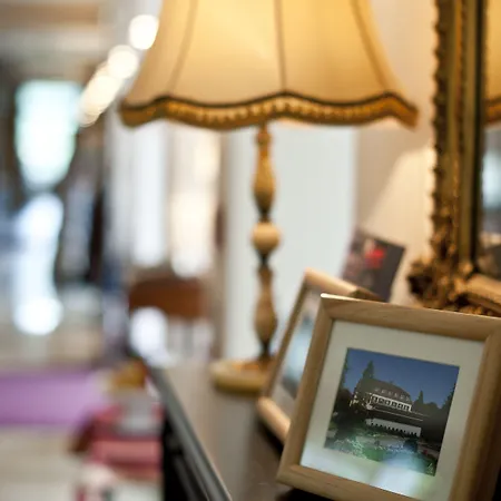 Schloss Berge Szálloda 3*