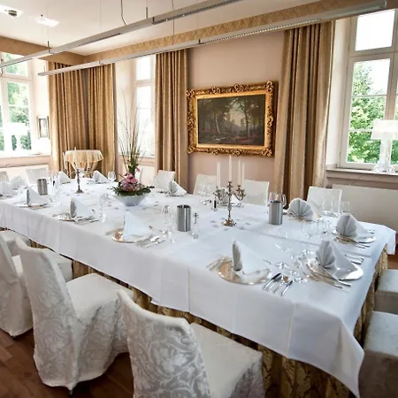 Szálloda Schloss Berge