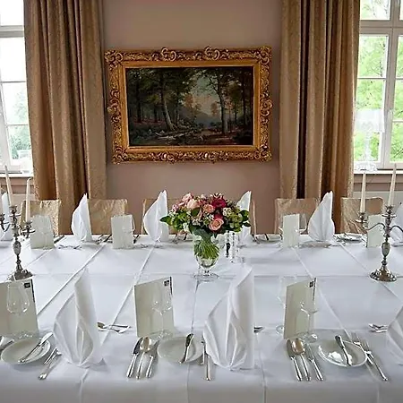 Szálloda Schloss Berge Gelsenkirchen