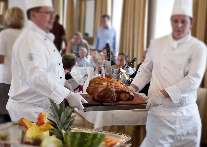 Hotel Schloss Berge 3*